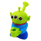 wholesale-three-eyed-alien-silicone-bong-with-removable-pieces-14cm