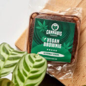 Cannabis Bakehouse Vegan Brownies (40pcs/box) - Image 2